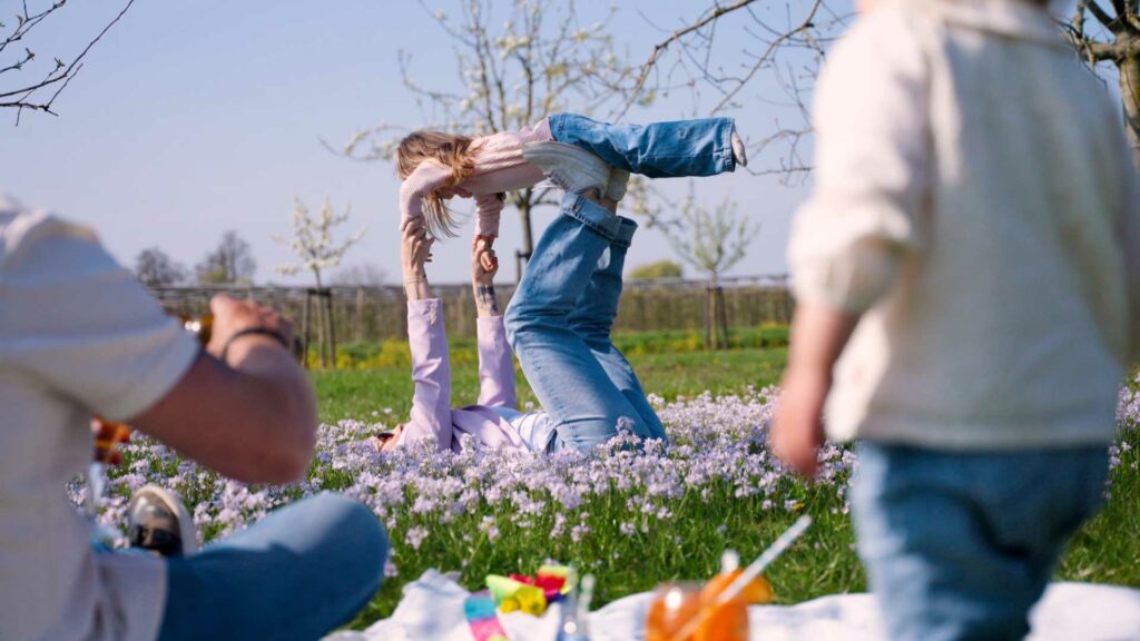 flower-girl-parents-family